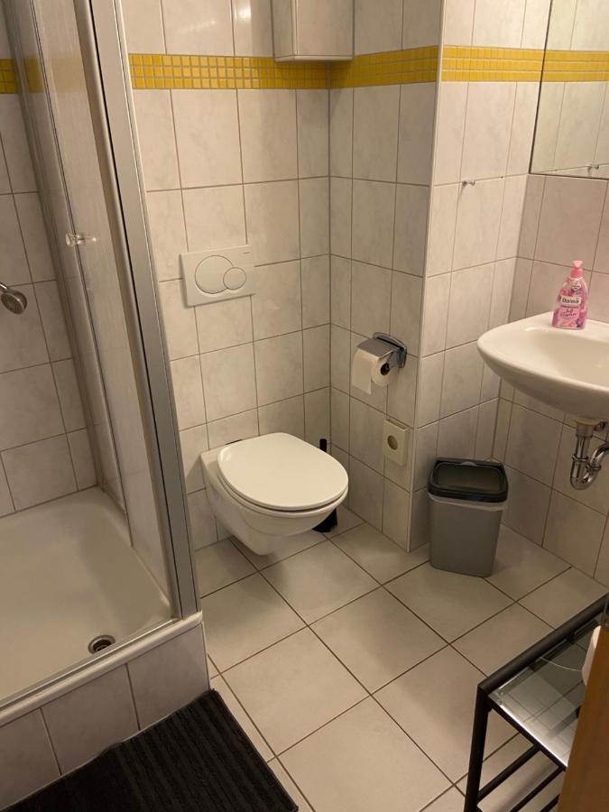 Отель Bahnhof Grenzau Хёр-Гренцхаузен Экстерьер фото